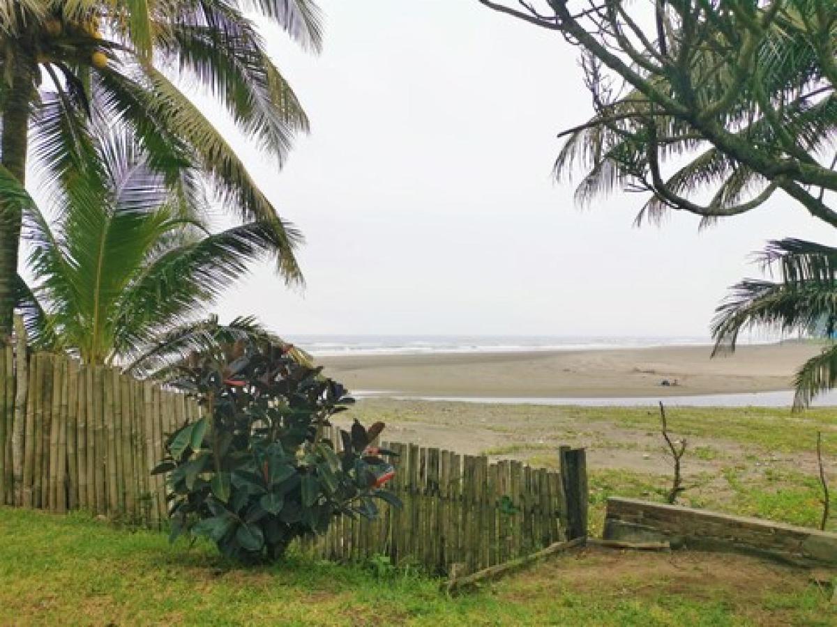 Hotel Y Restaurant Casa Del Mar กอสตาเอสเมรัลดา ภายนอก รูปภาพ