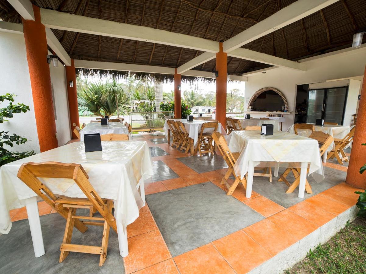 Hotel Y Restaurant Casa Del Mar กอสตาเอสเมรัลดา ภายนอก รูปภาพ